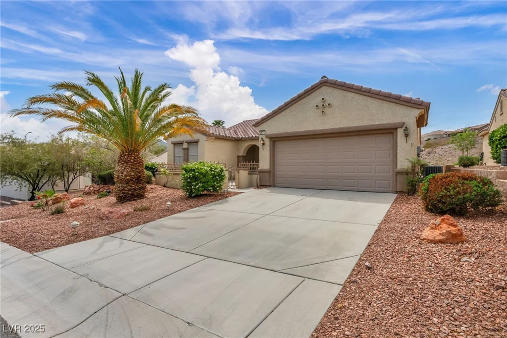 2571 Thatcher, Henderson, NV 89052
