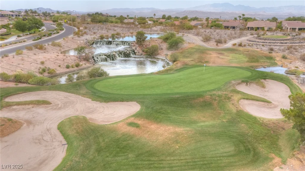 2571 Thatcher, Henderson, NV 89052