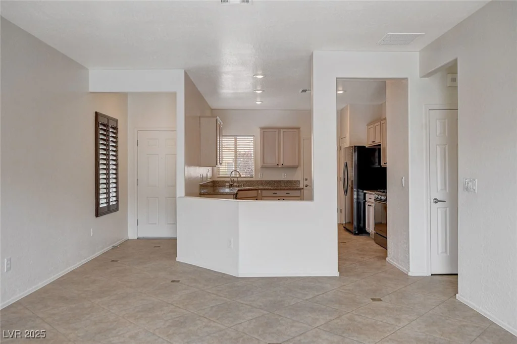 2621 Ground Robin, North Las Vegas, NV 89084