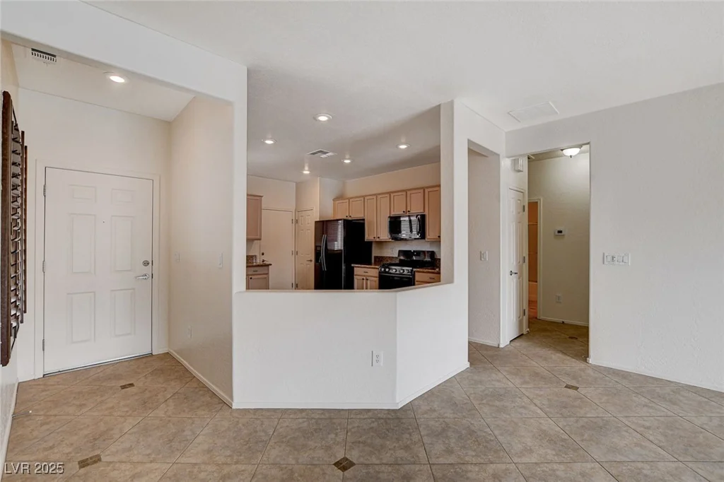 2621 Ground Robin, North Las Vegas, NV 89084