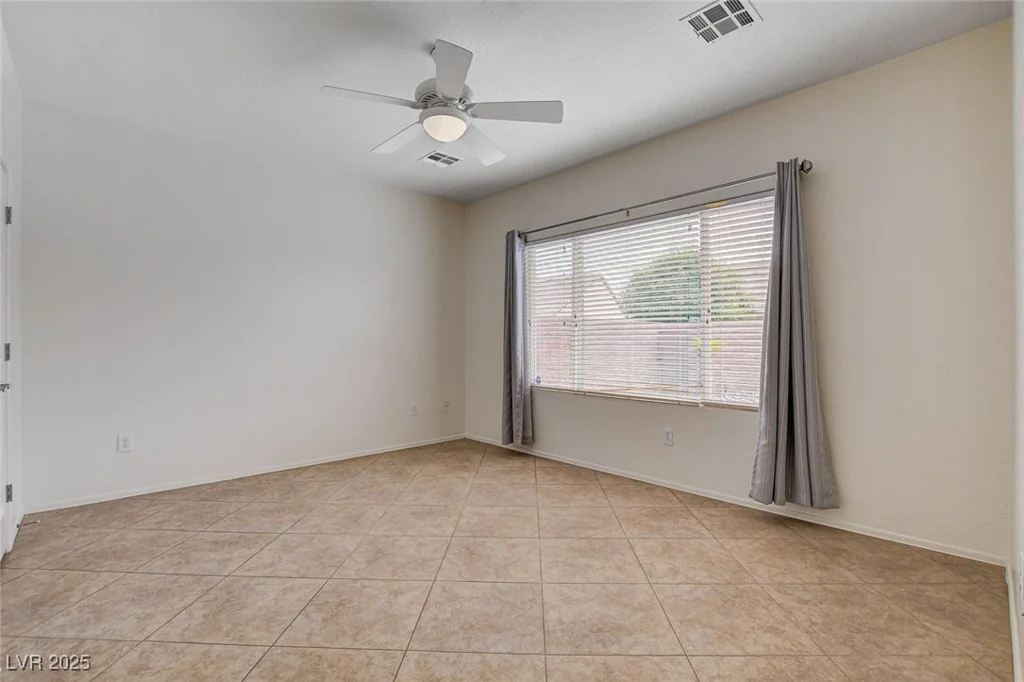 2621 Ground Robin, North Las Vegas, NV 89084