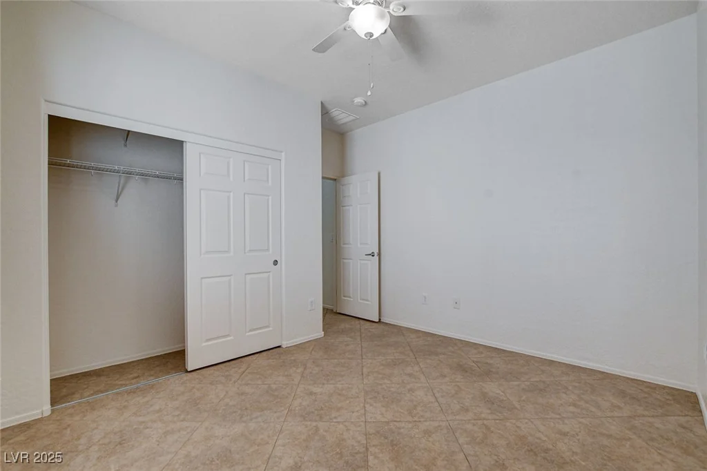 2621 Ground Robin, North Las Vegas, NV 89084