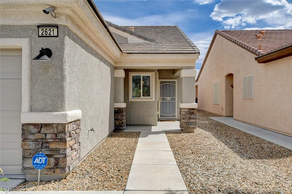 2621 Ground Robin, North Las Vegas, NV 89084