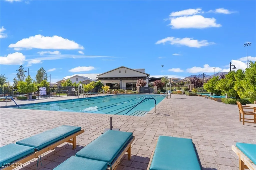 10468 Skye Knoll, Las Vegas, NV 89166
