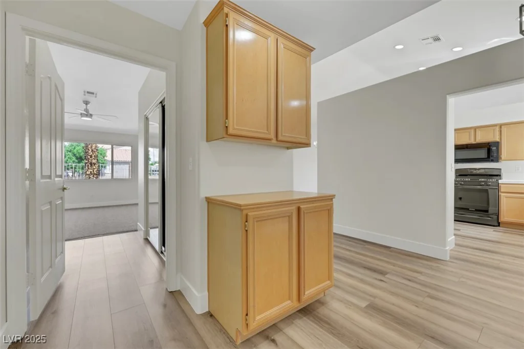 9962 Catalina Canyon, Las Vegas, NV 89147