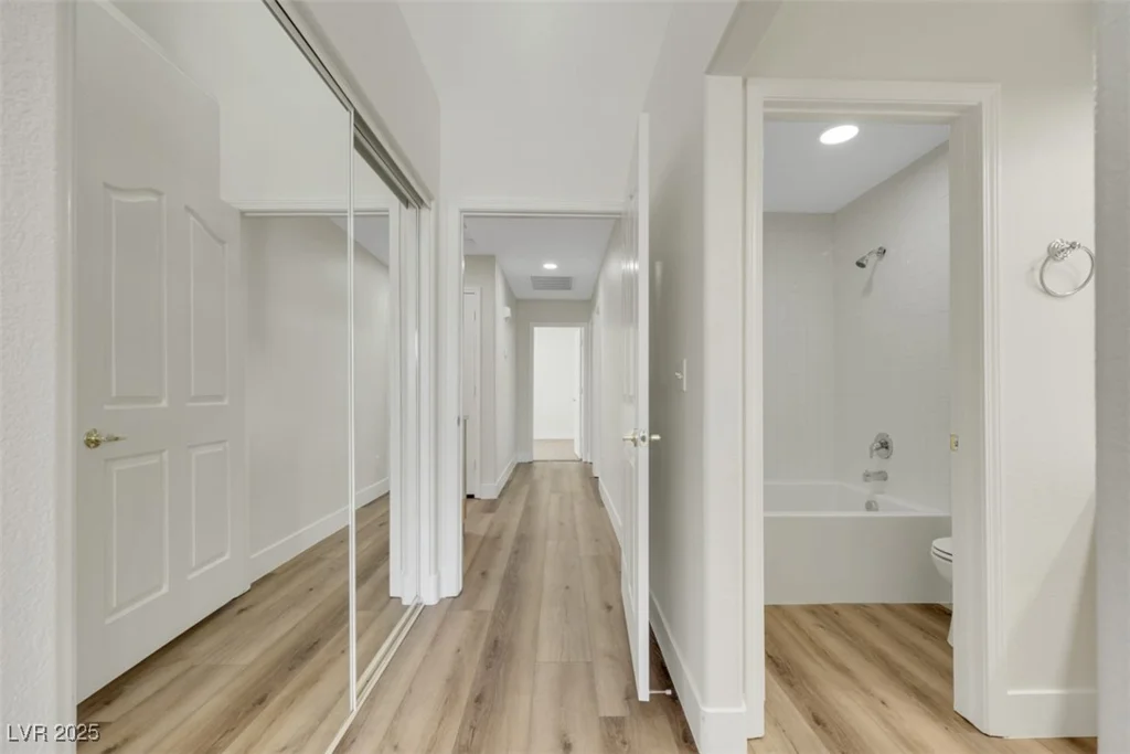 9962 Catalina Canyon, Las Vegas, NV 89147