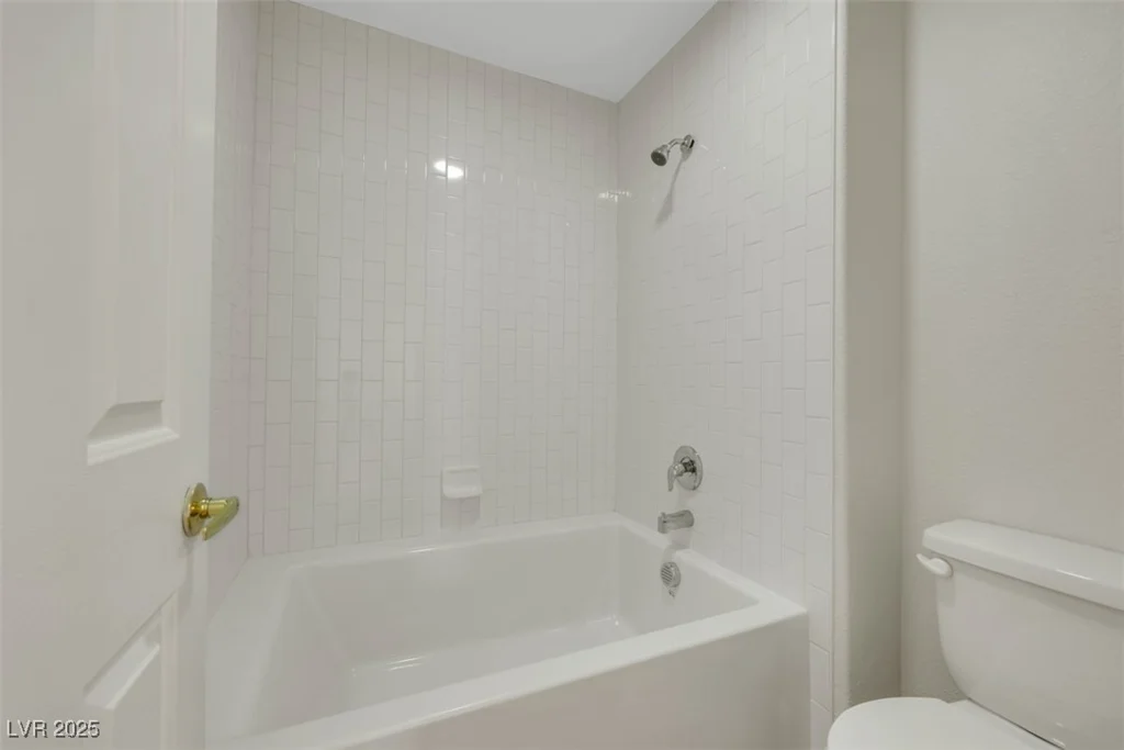 9962 Catalina Canyon, Las Vegas, NV 89147
