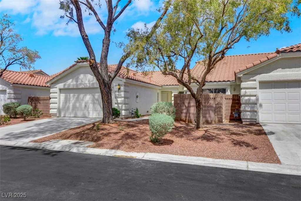 9962 Catalina Canyon, Las Vegas, NV 89147