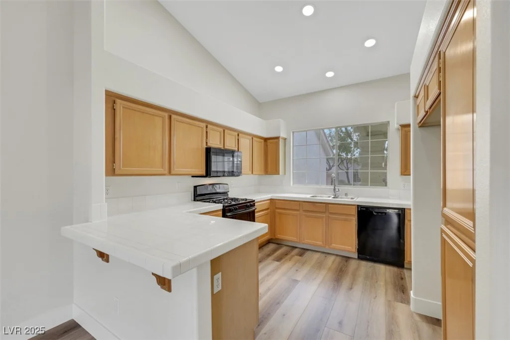 9962 Catalina Canyon, Las Vegas, NV 89147