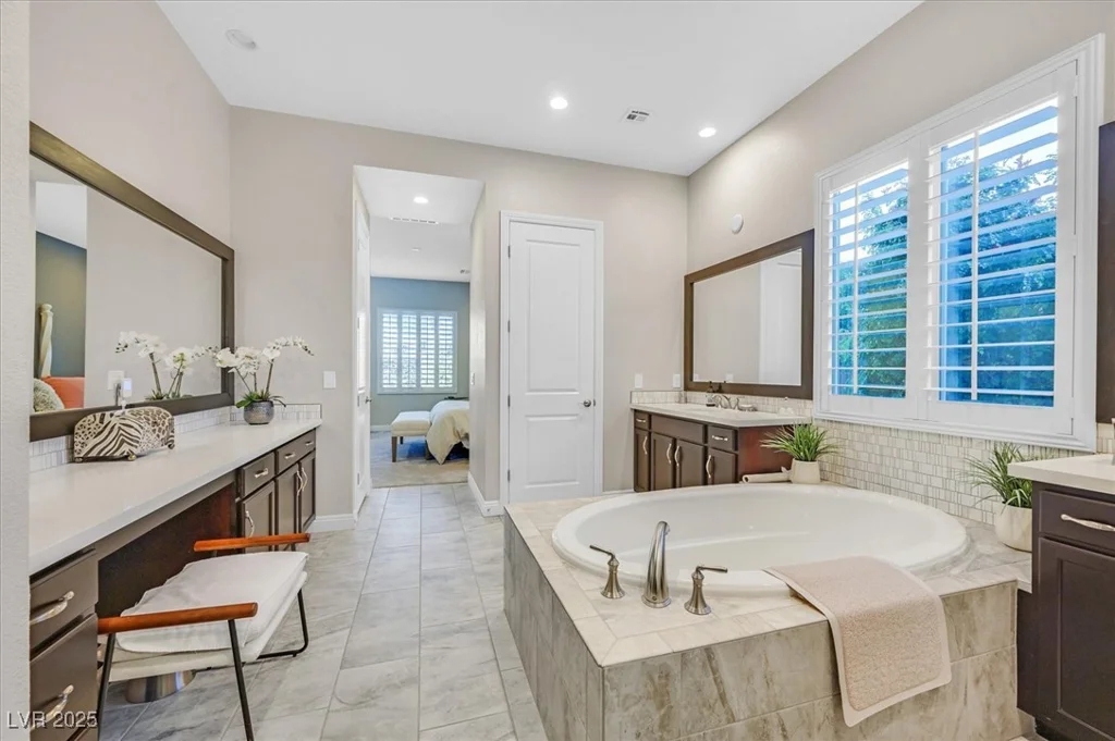 10150 Emerald Sunset, Las Vegas, NV 89148
