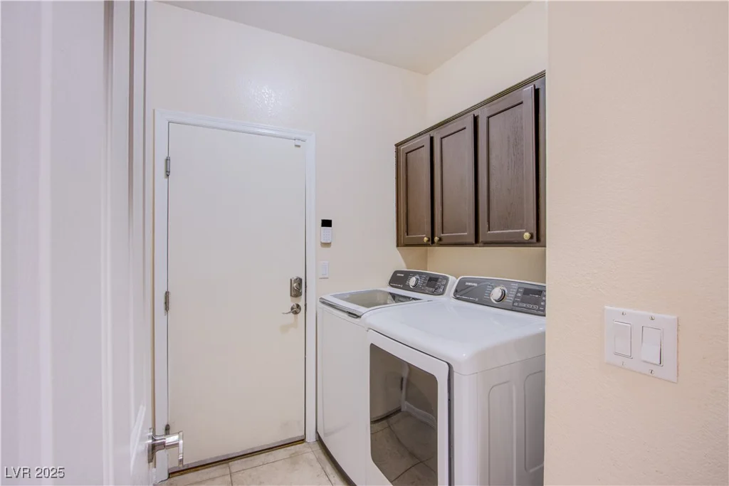 1552 Livingston, Henderson, NV 89012
