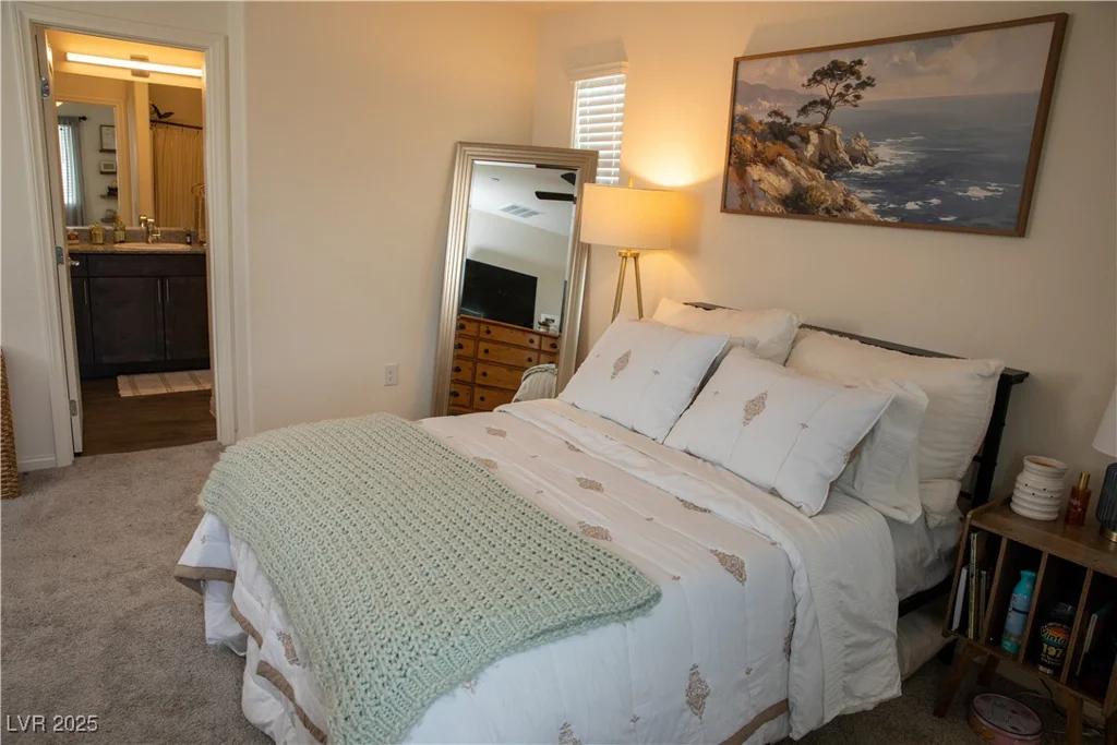 6824 Satin Silver, North Las Vegas, NV 89086