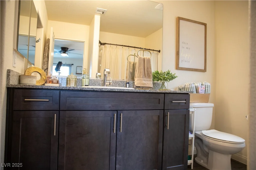 6824 Satin Silver, North Las Vegas, NV 89086