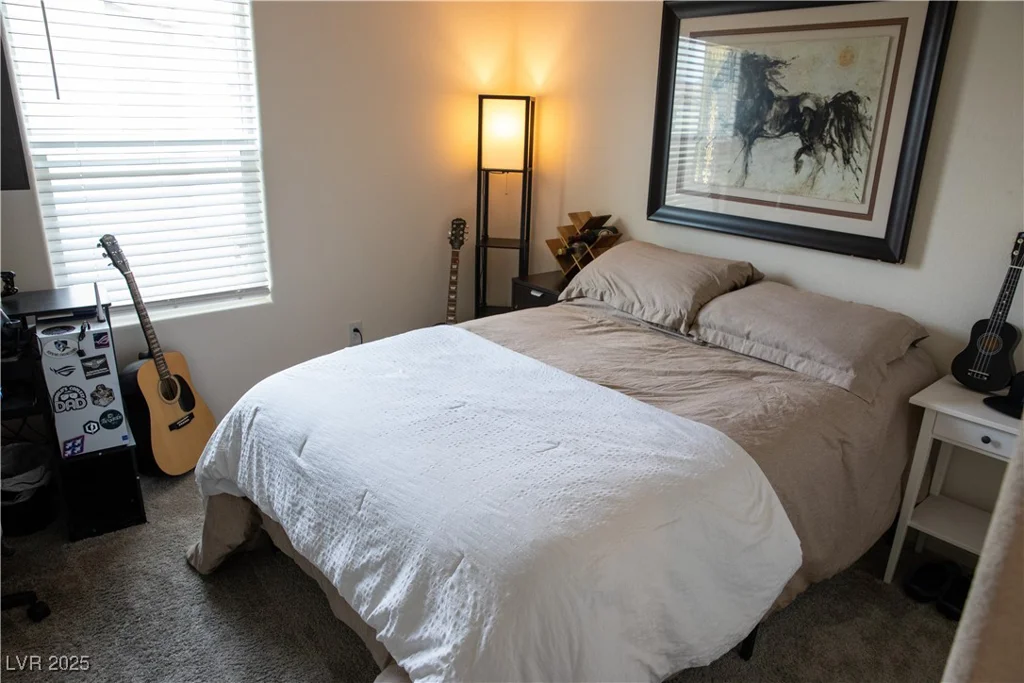 6824 Satin Silver, North Las Vegas, NV 89086