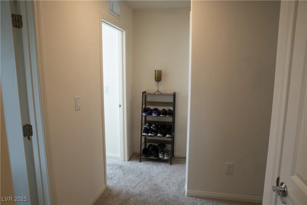 6824 Satin Silver, North Las Vegas, NV 89086