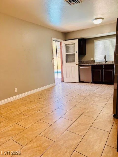 6786 Grandola, Las Vegas, NV 89103