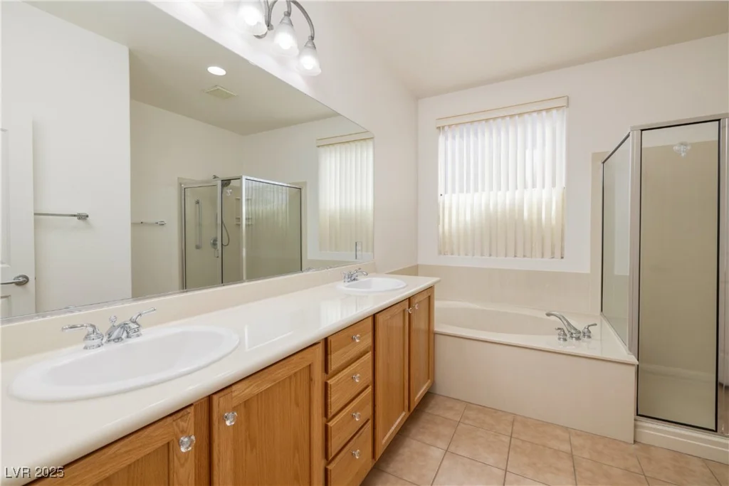 2219 Sawtooth Mountain, Henderson, NV 89044