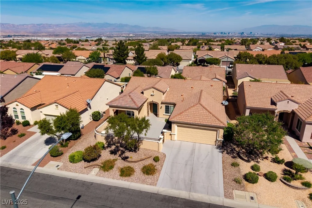 2219 Sawtooth Mountain, Henderson, NV 89044