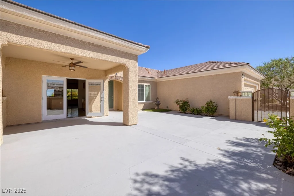 2219 Sawtooth Mountain, Henderson, NV 89044