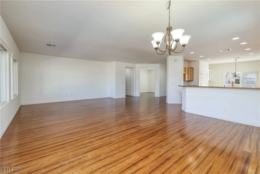 2219 Sawtooth Mountain, Henderson, NV 89044