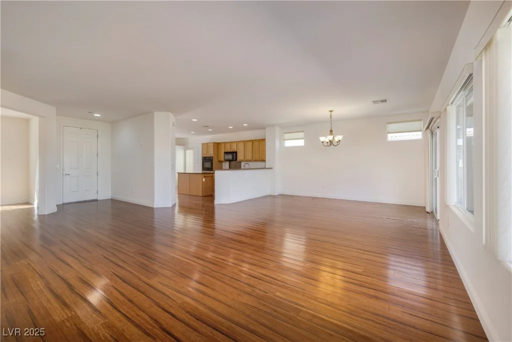 2219 Sawtooth Mountain, Henderson, NV 89044