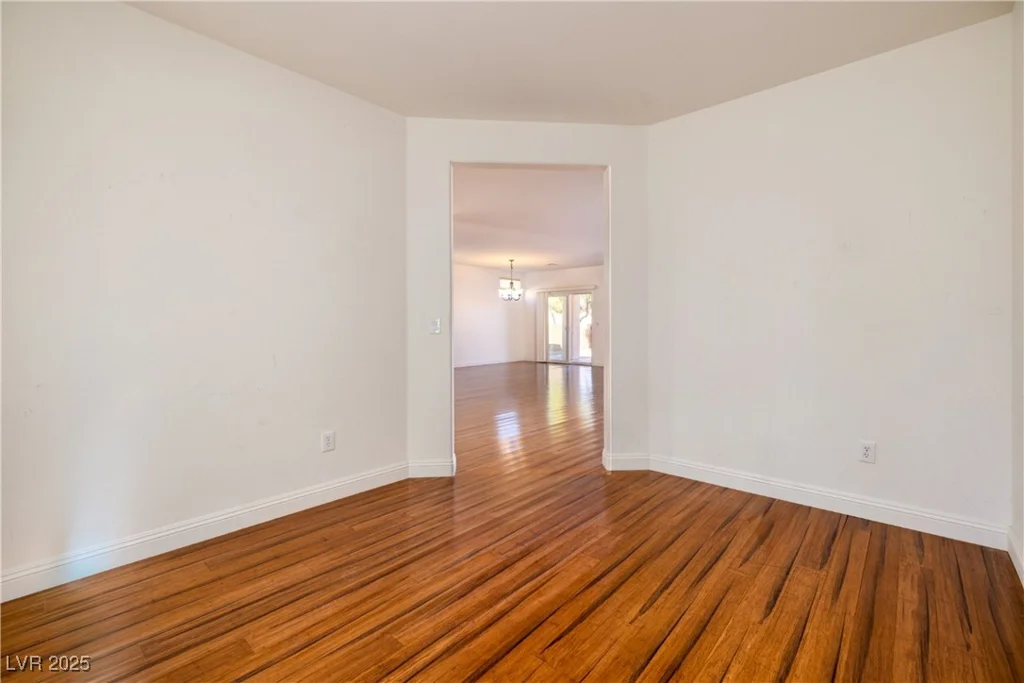 2219 Sawtooth Mountain, Henderson, NV 89044