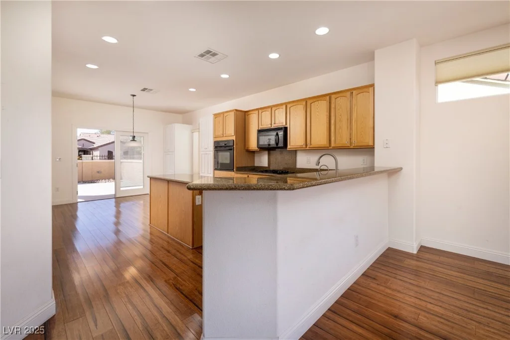 2219 Sawtooth Mountain, Henderson, NV 89044