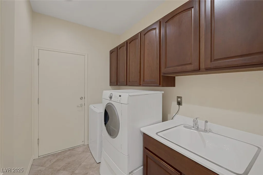2295 Otter Rock, Henderson, NV 89044