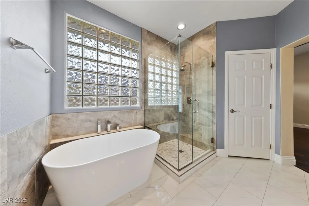 616 Canyon Brook, Las Vegas, NV 89145