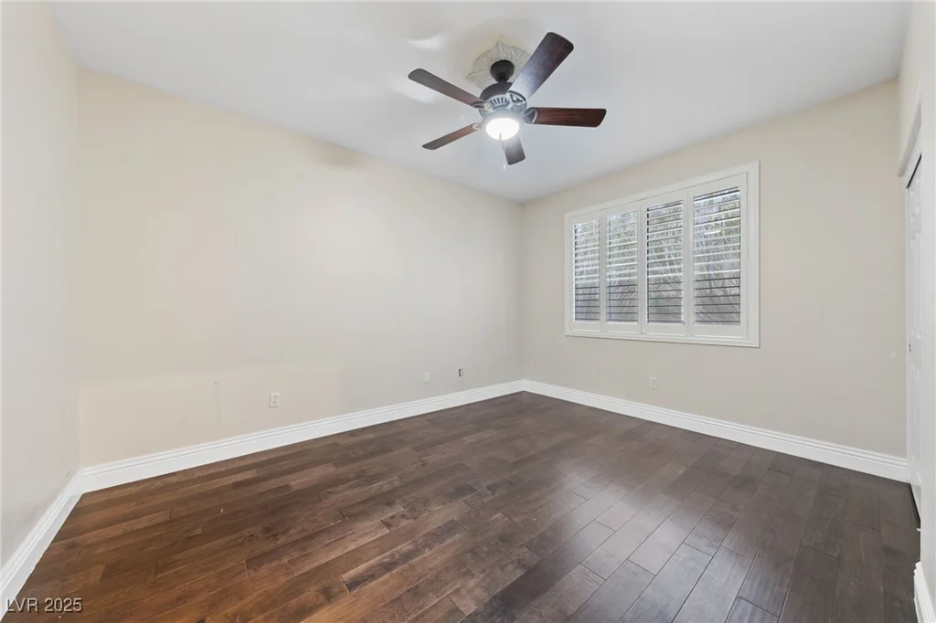 616 Canyon Brook, Las Vegas, NV 89145