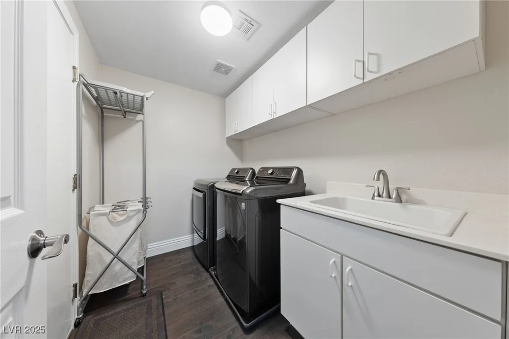 616 Canyon Brook, Las Vegas, NV 89145