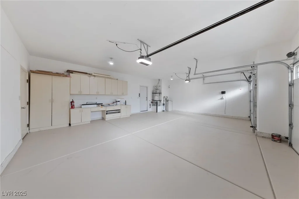 616 Canyon Brook, Las Vegas, NV 89145