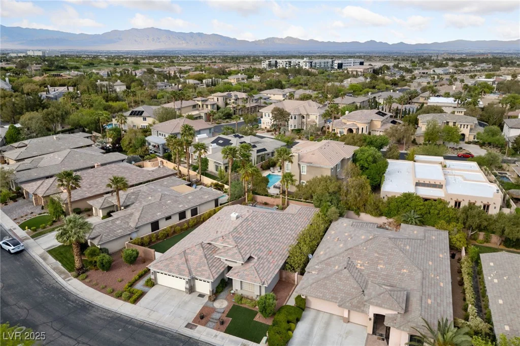 616 Canyon Brook, Las Vegas, NV 89145