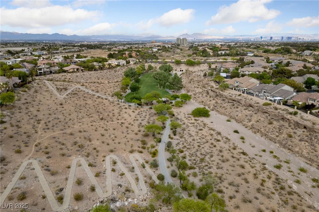 616 Canyon Brook, Las Vegas, NV 89145