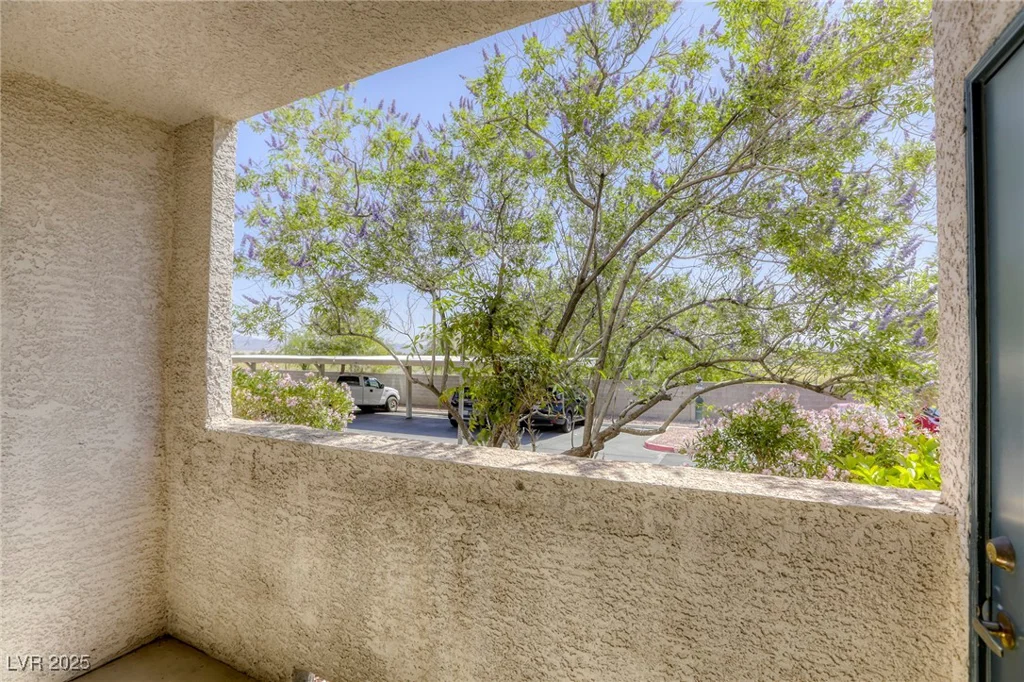 2117 Echo Bay, Las Vegas, NV 89128