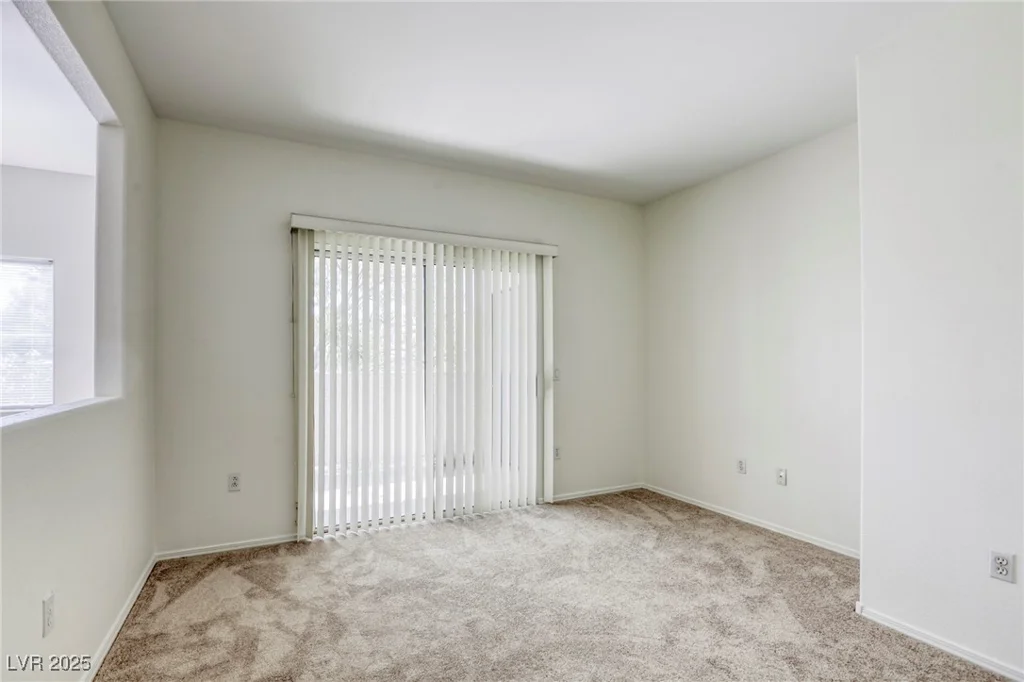 2117 Echo Bay, Las Vegas, NV 89128
