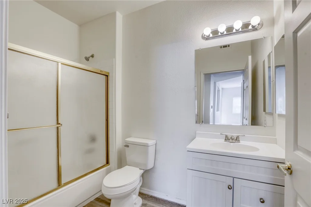 2117 Echo Bay, Las Vegas, NV 89128