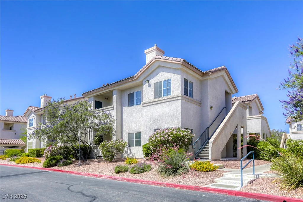 2117 Echo Bay, Las Vegas, NV 89128