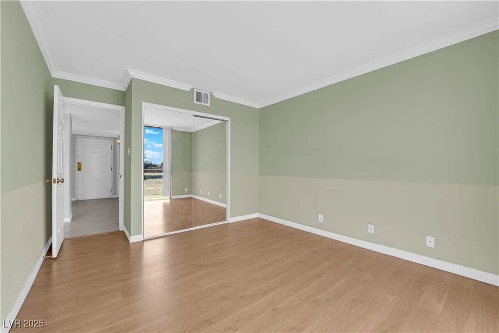 3930 University Center, Las Vegas, NV 89119