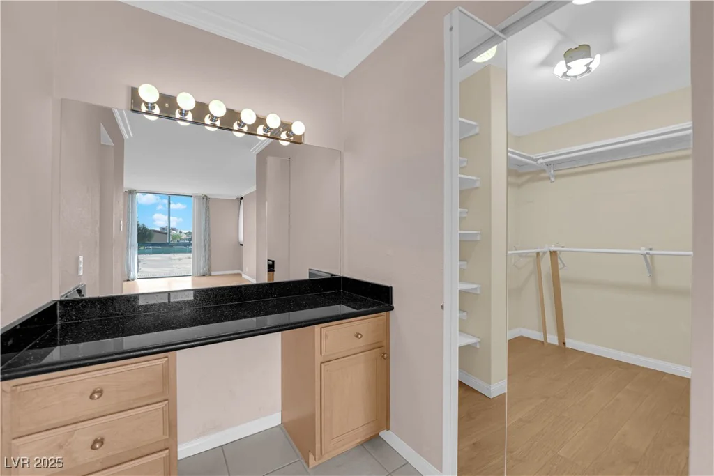3930 University Center, Las Vegas, NV 89119