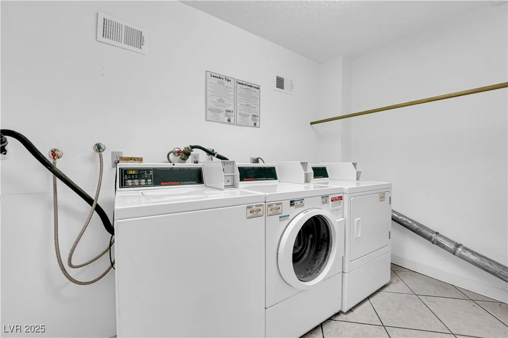 3930 University Center, Las Vegas, NV 89119