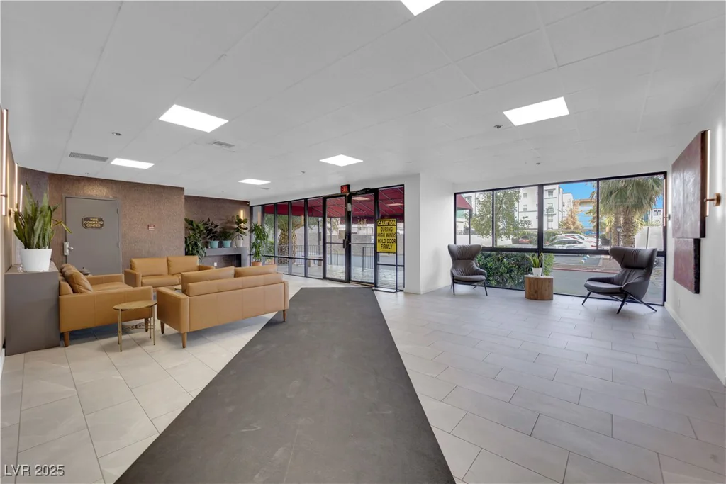 3930 University Center, Las Vegas, NV 89119