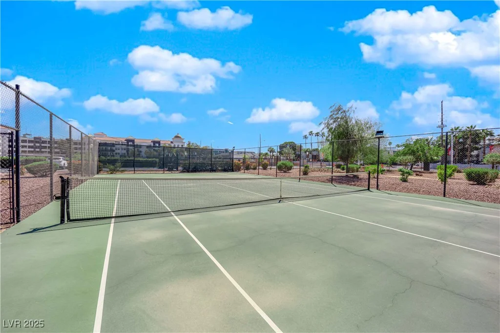 3930 University Center, Las Vegas, NV 89119