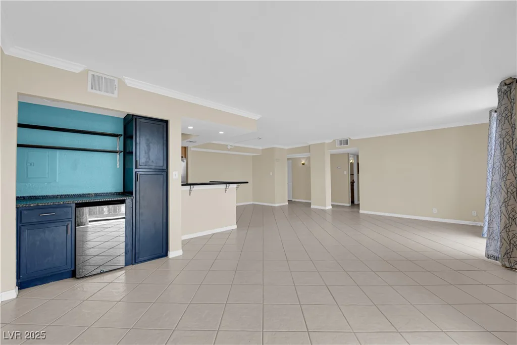 3930 University Center, Las Vegas, NV 89119