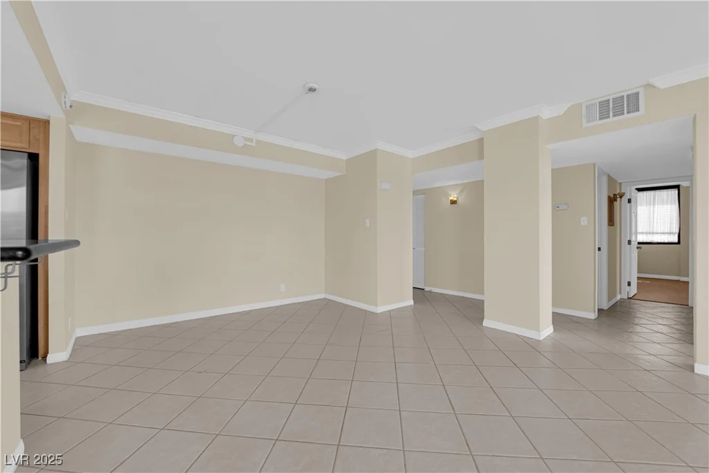 3930 University Center, Las Vegas, NV 89119
