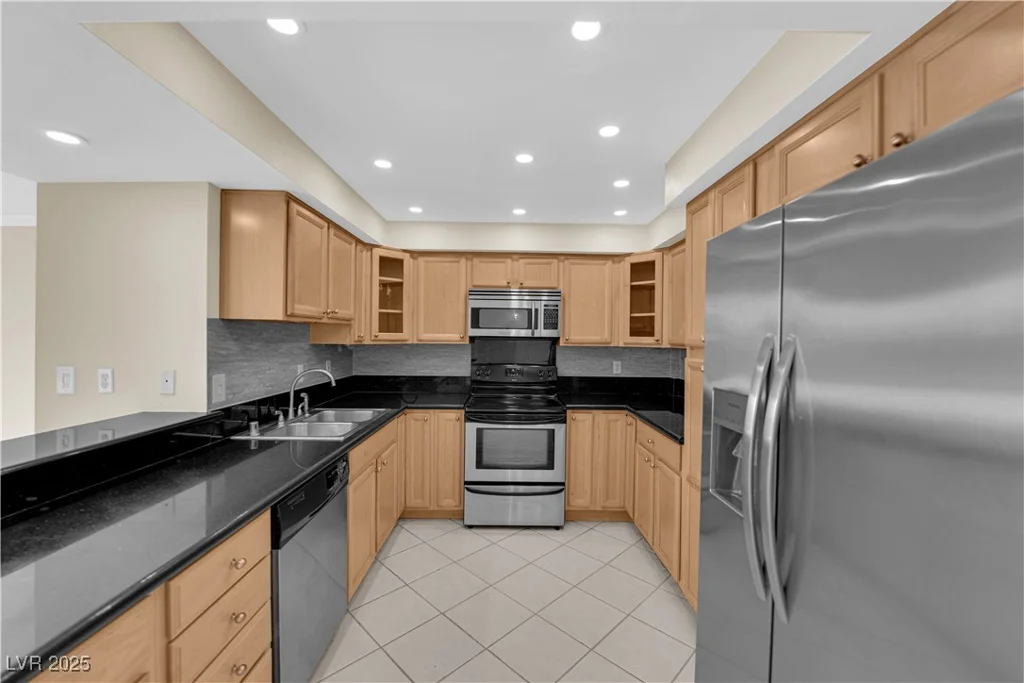3930 University Center, Las Vegas, NV 89119
