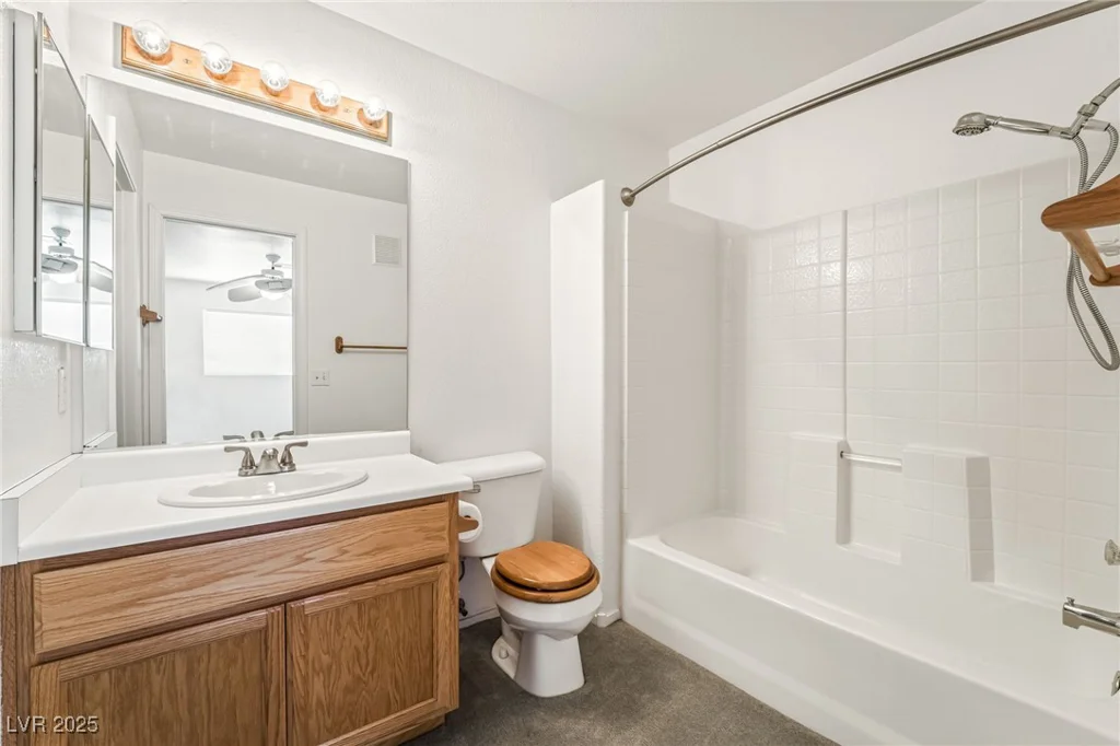 5025 Starfinder, Las Vegas, NV 89108