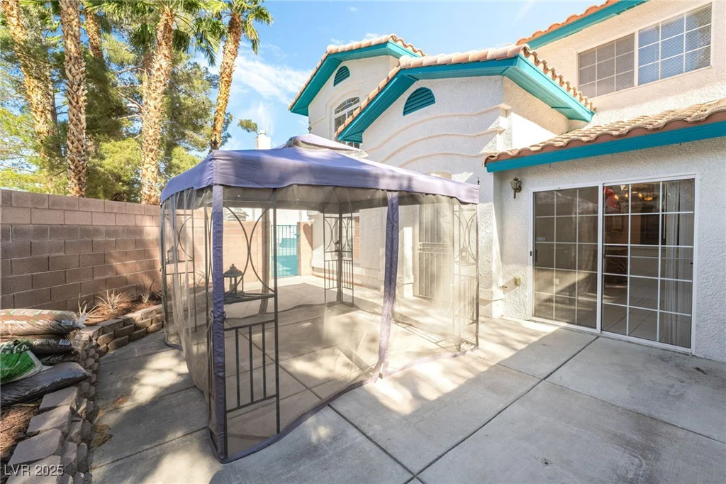5025 Starfinder, Las Vegas, NV 89108