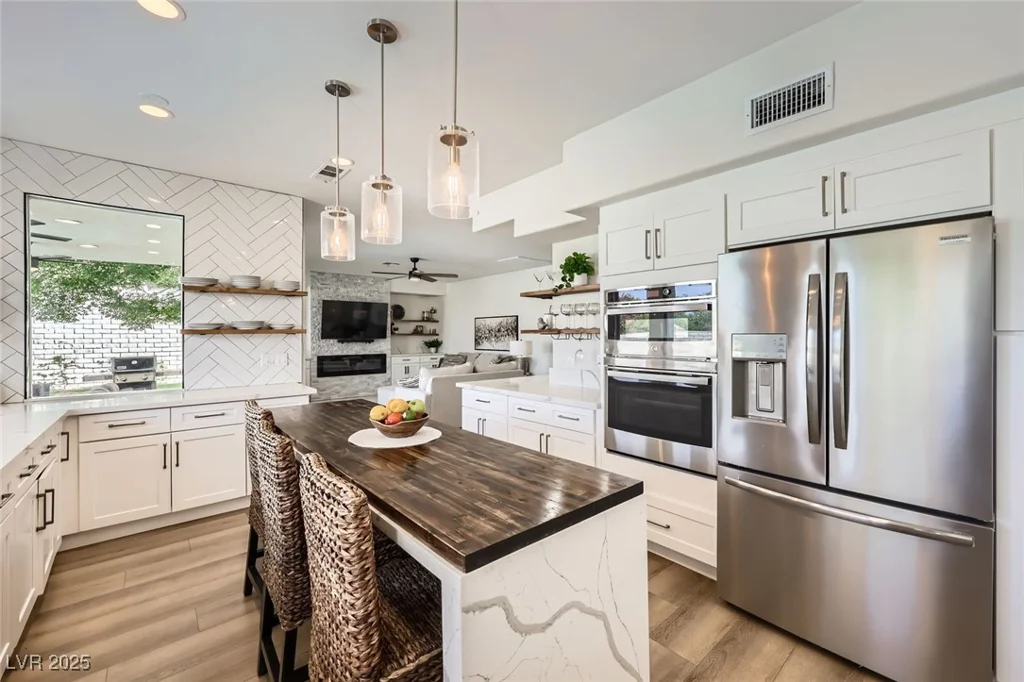 150 Wentworth, Henderson, NV 89074