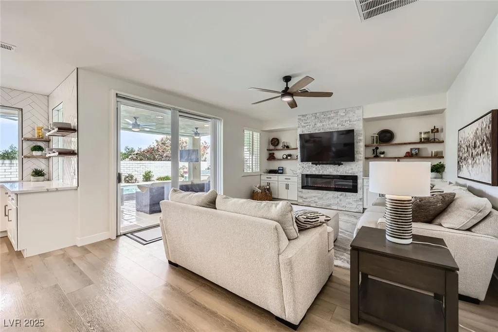 150 Wentworth, Henderson, NV 89074